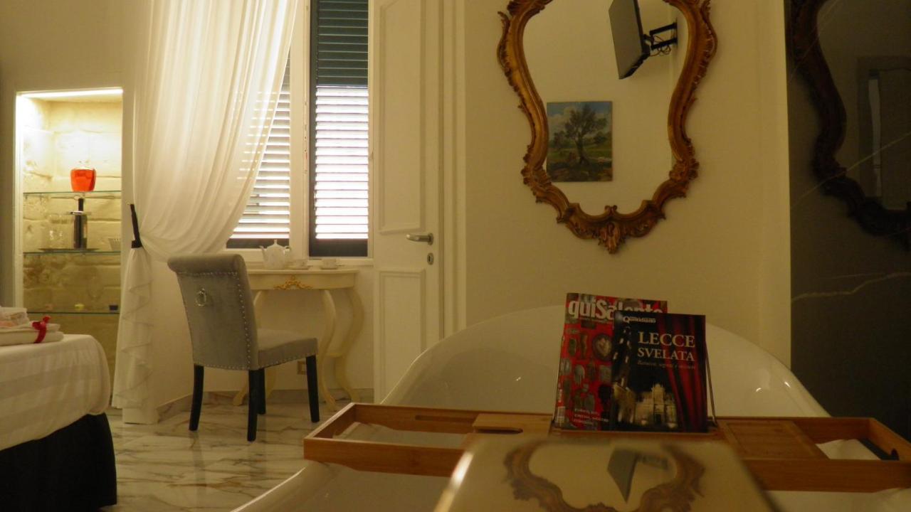 La Dimora Di Re Idomeneo Acomodação com café da manhã Lecce Exterior foto