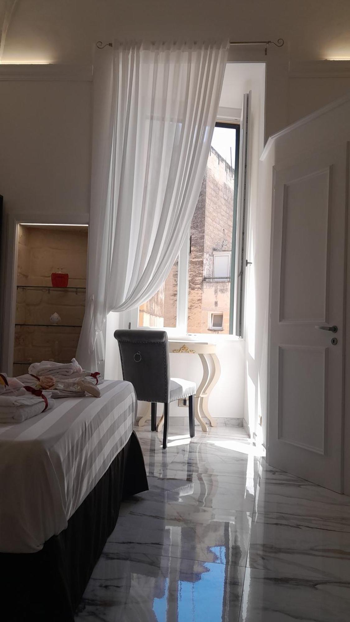 La Dimora Di Re Idomeneo Acomodação com café da manhã Lecce Exterior foto